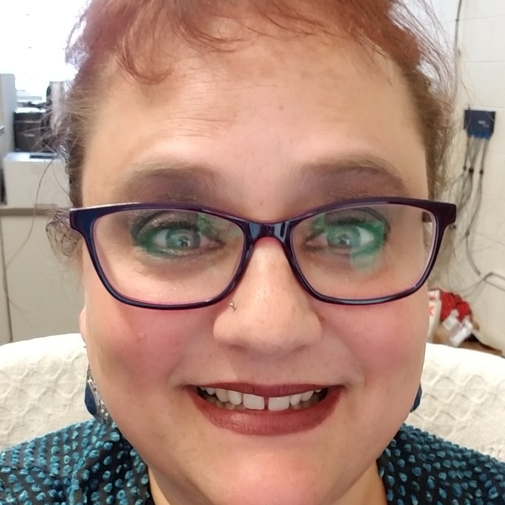 Meet your Posher, Aelyese